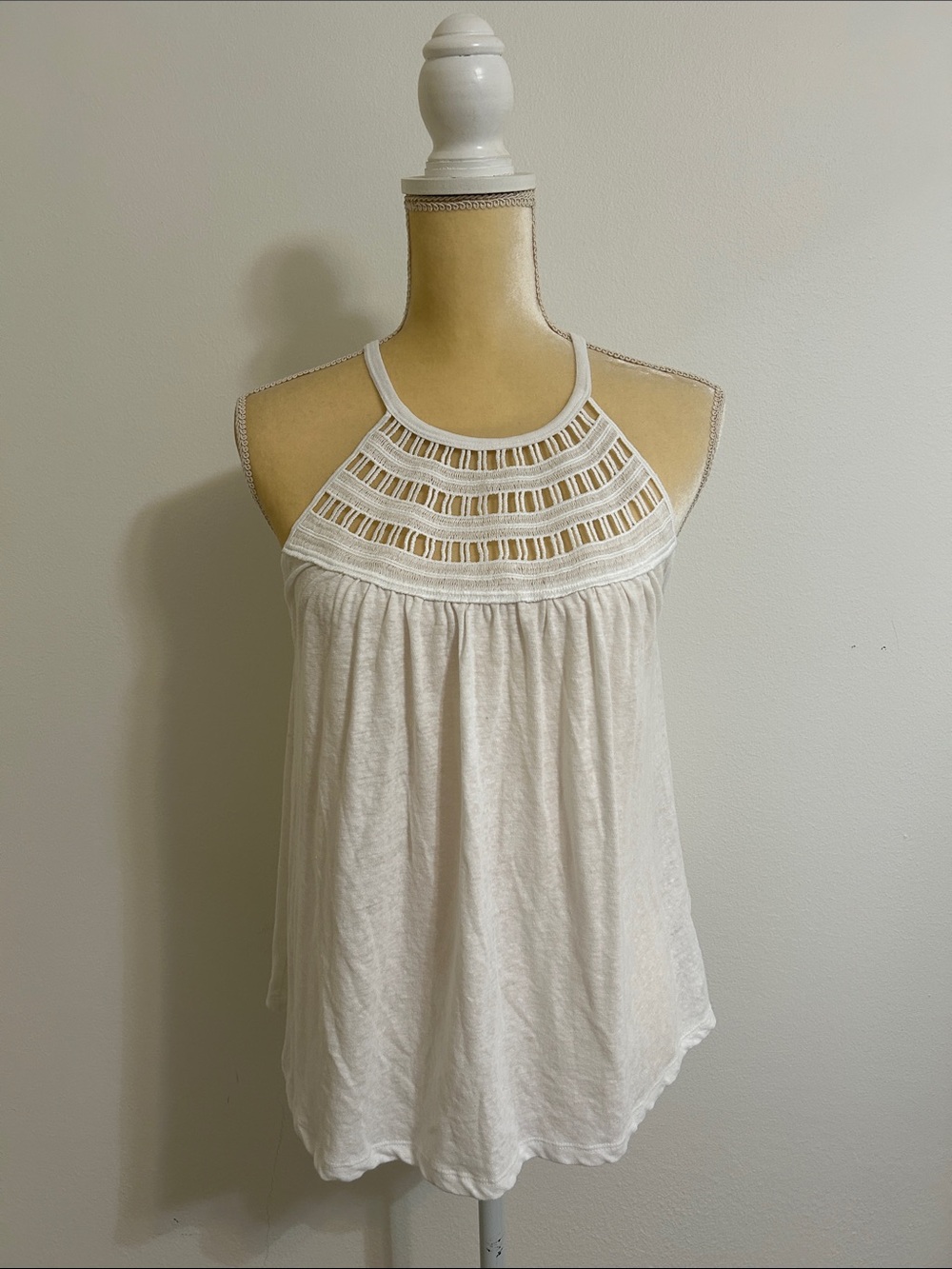 Old Navy White Crochet Yoke Halter Tank - Women